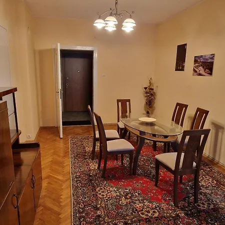 Apartment 2bd Heart Of Boheme Flat Free Parking